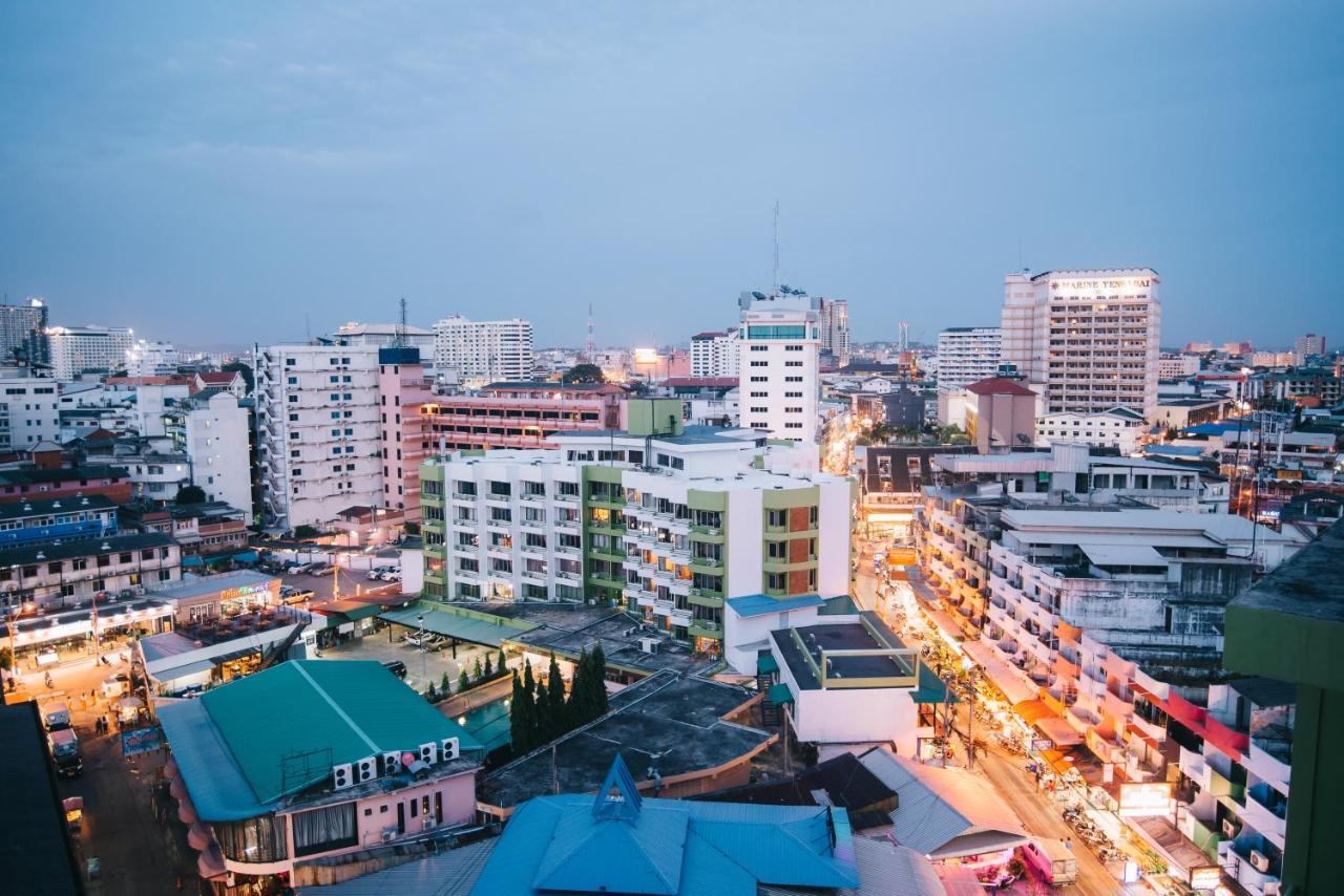 Marine Plaza Hotel Pattaya Exteriör bild